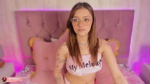 Alyy online show from April 10, 8:57 pm