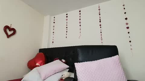 Isabella online show from February 18, 10:58 pm