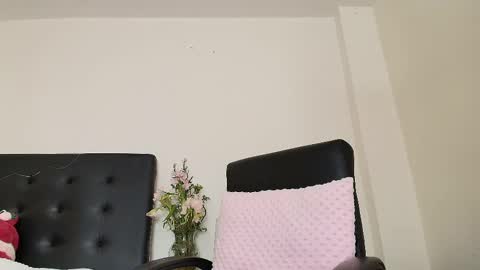 Isabella online show from March 8, 7:53 pm