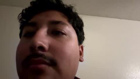 amadorlira95 online show from May 1, 7:24 am