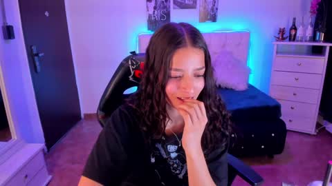 B I A N C A online show from December 28, 4:41 am