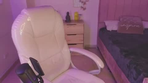 B I A N C A online show from September 24, 3:32 am