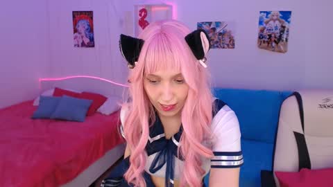 Snapshot of amala_lee chatting on December 28, 11:52 am Alice online show from December 28, 11:52 am