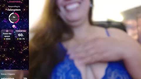 Snapshot of amalia_brunette chatting on December 18, 4:35 pm AMALIA online show from December 18, 4:35 pm