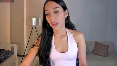 Amalia cruss online show from November 30, 5:50 pm