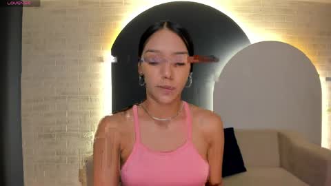 Amalia cruss online show from March 30, 8:10 pm