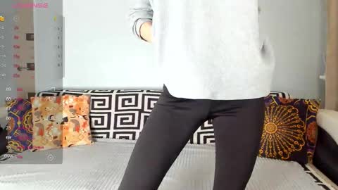 Amalia online show from December 23, 8:01 am