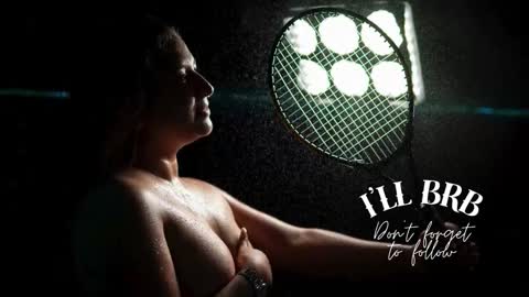 Snapshot of amalia_rosse_ chatting on December 21, 2:08 am Amalia Im Back See you soon this January 7 at 10 pm Colombia time online show from December 21, 2:08 am