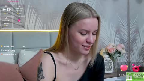 Snapshot of amaliabell chatting on December 10, 8:05 pm Amalia online show from December 10, 8:05 pm
