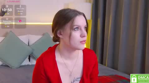 Amalia online show from December 14, 1:27 pm