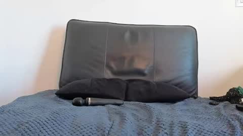 Amalia    online show from October 29, 8:16 am