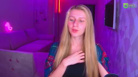 Amalia online show from November 24, 2:06 pm