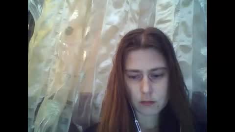 Dog mama online show from April 24, 8:00 pm