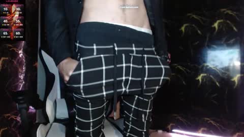 Snapshot of amand_sex chatting on October 21, 1:06 am amand_sex online show from October 21, 1:06 am