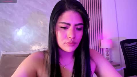 Snapshot of amanda_26 chatting on February 13, 2:51 am Luisa online show from February 13, 2:51 am