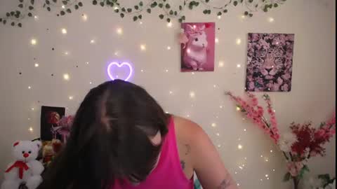 Snapshot of amanda_bright_ chatting on June 29, 9:26 am amanda_bright_ online show from June 29, 9:26 am