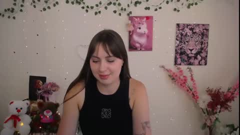 Snapshot of amanda_bright_ chatting on July 8, 10:42 am amanda_bright_ online show from July 8, 10:42 am
