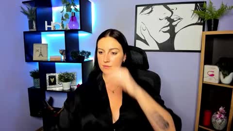 Amanda online show from March 17, 6:33 pm