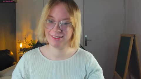 Hi im Amanda online show from November 15, 9:28 am