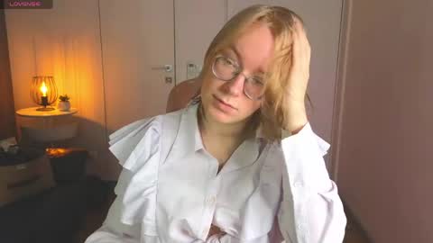Hi im Amanda online show from June 3, 1:57 pm