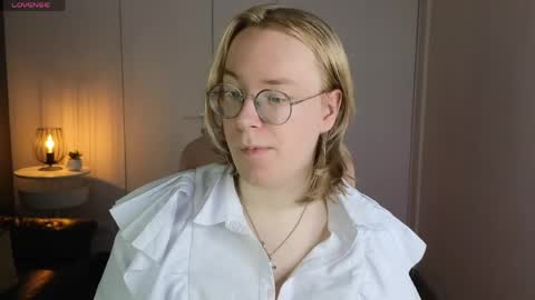 Hi im Amanda online show from June 5, 12:44 pm