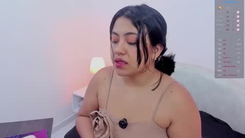 Amanda Marcuzzi  online show from November 12, 11:43 am