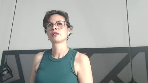 Snapshot of amanda_ramirez chatting on June 18, 10:03 pm amanda_ramirez online show from June 18, 10:03 pm