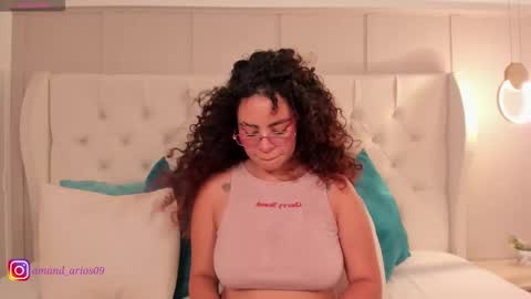 Snapshot of amanda_rios chatting on February 28, 7:37 pm Amanda Rios online show from February 28, 7:37 pm