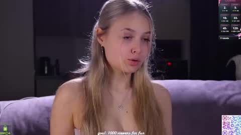 Snapshot of amanda_sayhey chatting on March 14, 6:08 am online show from March 14, 6:08 am