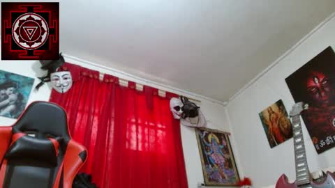 Amanda Valeska online show from April 2, 4:04 pm