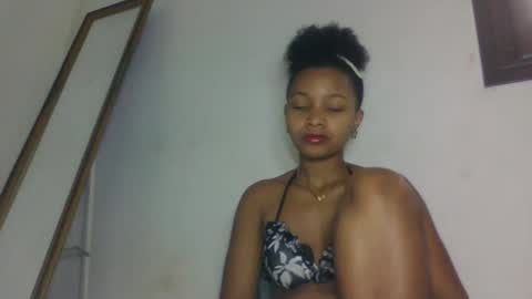 amandaaa25 online show from September 21, 7:10 am