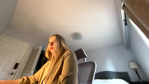 Amanda online show from May 17, 2:09 am