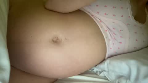 Snapshot of amandalovescock123 chatting on February 6, 5:57 am amandalovescock123 online show from February 6, 5:57 am