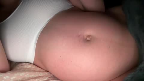 Snapshot of amandalovescock123 chatting on March 5, 11:38 pm amandalovescock123 online show from March 5, 11:38 pm