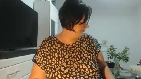 Anda online show from May 23, 8:13 pm