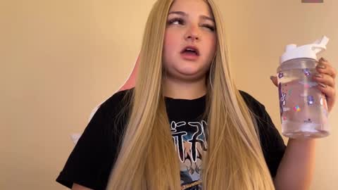 Amandha online show from December 25, 7:13 pm