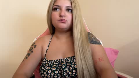 Amandha online show from January 18, 5:37 pm