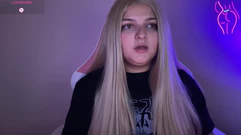 Amandha online show from February 18, 9:09 pm