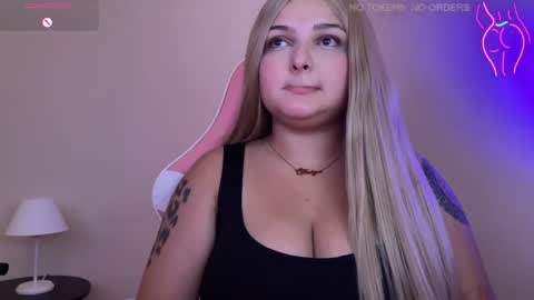 Amandha online show from March 6, 8:16 pm