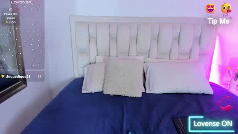 amara18_ online show from February 11, 7:52 pm