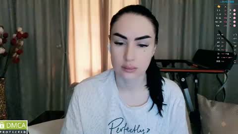 Snapshot of amara_campbell chatting on June 22, 3:25 am amara campbell online show from June 22, 3:25 am