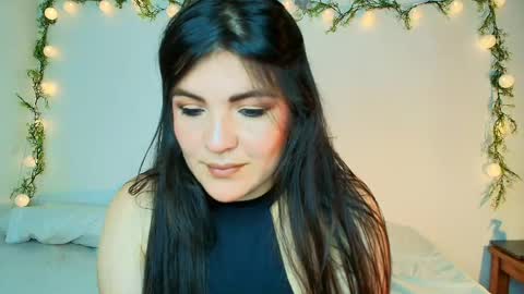 Snapshot of amara_vega chatting on April 24, 10:56 pm Amara Vega online show from April 24, 10:56 pm