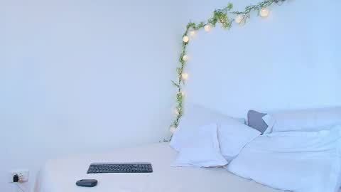 Snapshot of amara_vega chatting on April 29, 5:30 pm Amara Vega online show from April 29, 5:30 pm