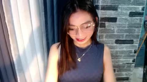 BELLA online show from March 22, 1:47 pm