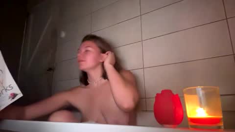 Amara Elise online show from February 27, 6:20 pm