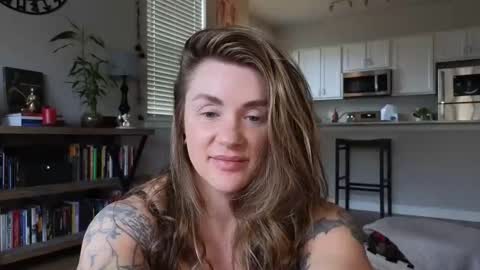 Amara Jezebel online show from November 5, 5:35 pm