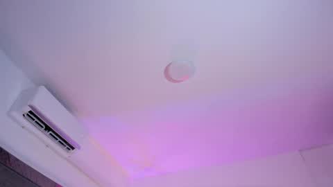 Snapshot of amaralewis chatting on May 28, 12:57 pm AMARA online show from May 28, 12:57 pm