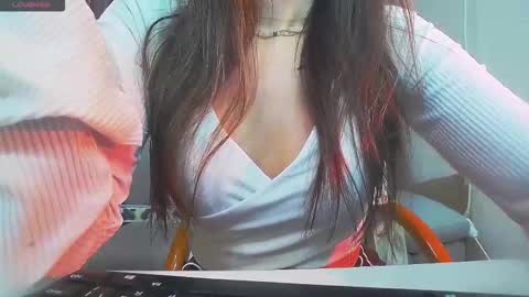 Snapshot of amaraluna_ chatting on March 29, 8:09 pm Nika online show from March 29, 8:09 pm