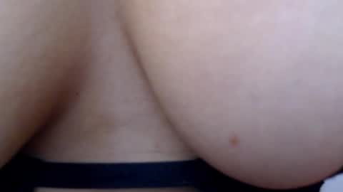 Snapshot of amaranta_f00x chatting on February 13, 1:07 pm Amaranta online show from February 13, 1:07 pm