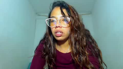 Amara Julia online show from December 7, 10:06 pm